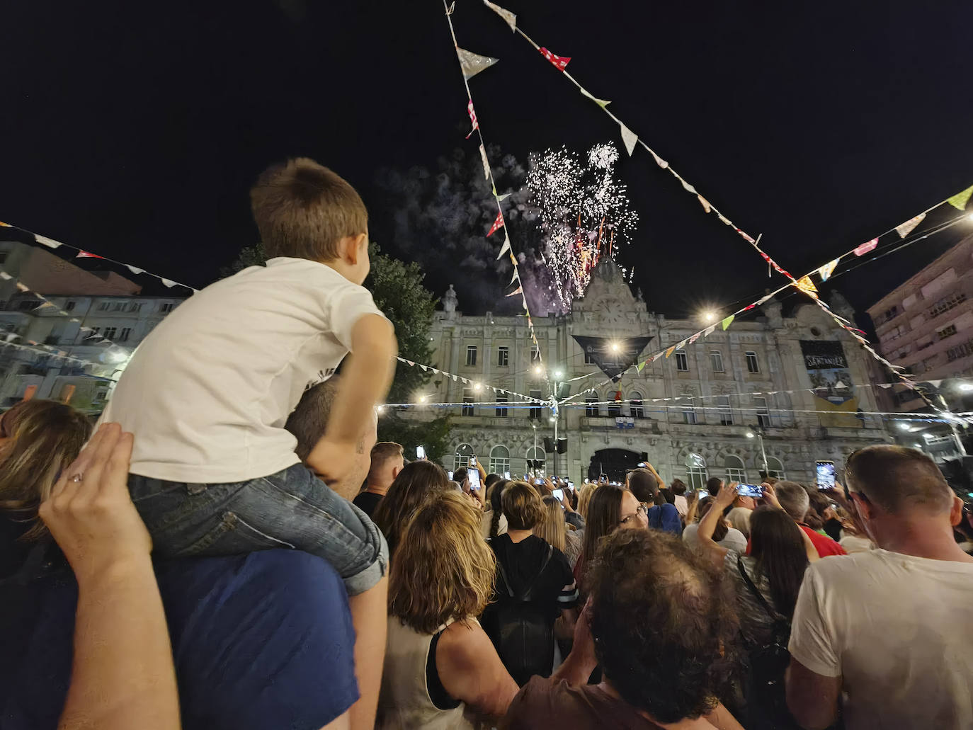 Fuegos artificiales para despedir la Semana Grande