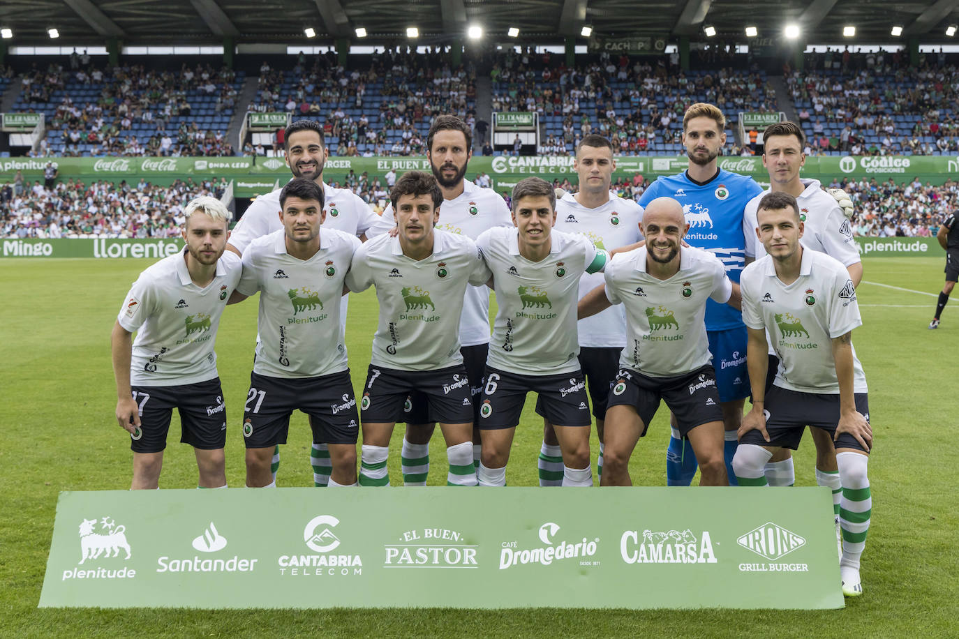 Foto de familia del once inicial