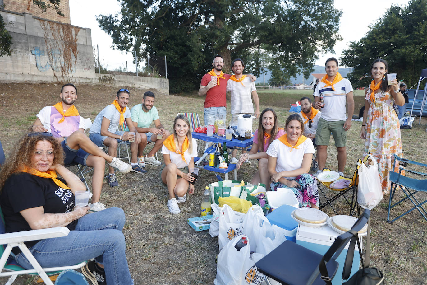 Las agrupaciones pasarán la noche al aire libre y desmontarán sus campamentos este viernes por la mañana. 