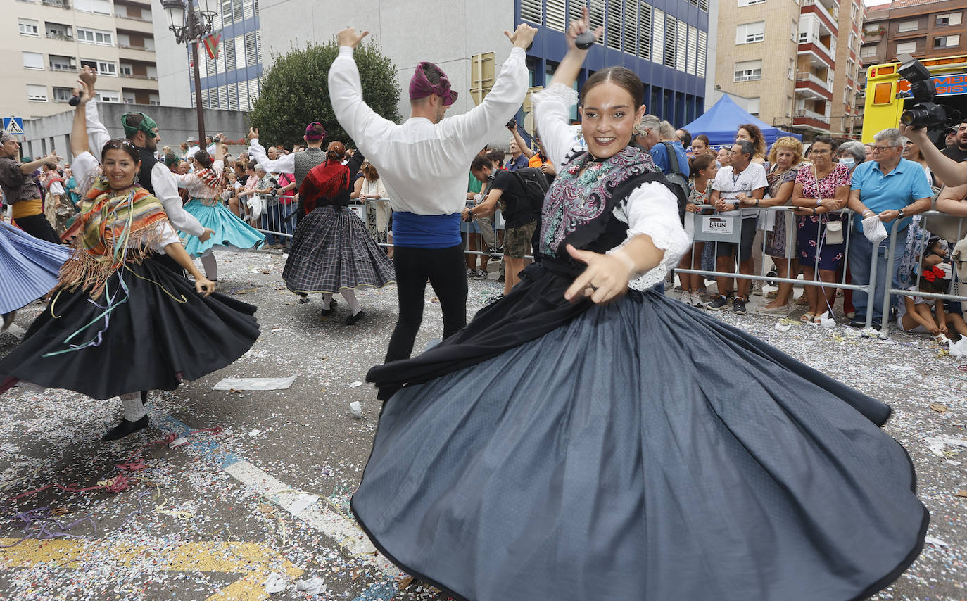 Los bailes y el folclore en general han estado muy presentes durante el espectáculo. 