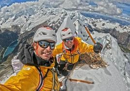 Eneko e Iker Pou, en la cima del Cachan.