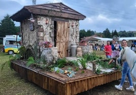 La carroza ganadora es el molino de Balmar