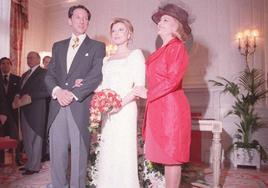 María Teresa Campos en la boda de su hija Terelu con Alejandro Rubio, celebrada en el Palacio de la Magdalena.