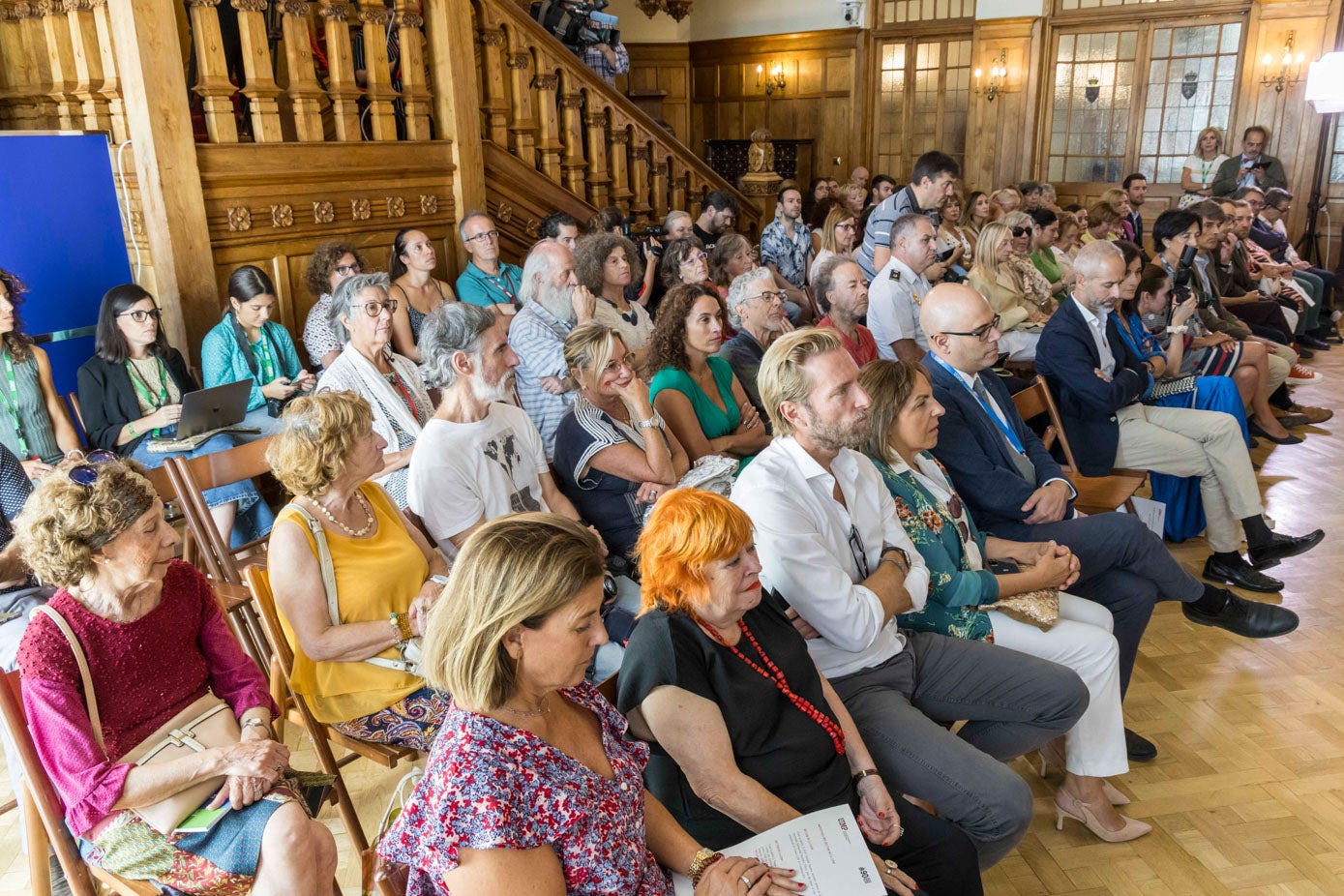 El público siguió el acto en el Hall del Palacio de La Magdalena.