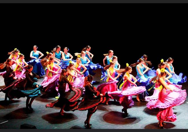 Escuela de Danza «Estrymens» de Laredo