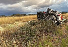 Estado en el que quedó el camión de la víctima tras el accidente en la autovía A-66