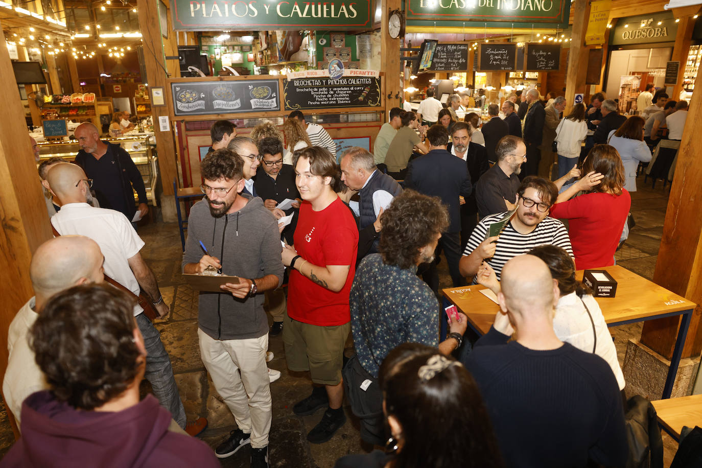 La entrega del premio del Público El Diario Montañés, se realizó en el Mercado del Este, en un cóctel que reunió a los equipos de las películas.