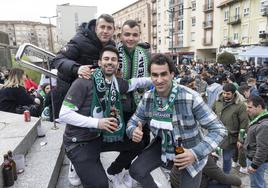 Los racinguistas se encuentran cómodos en un barrio que les ha acogido como unos vecinos más.