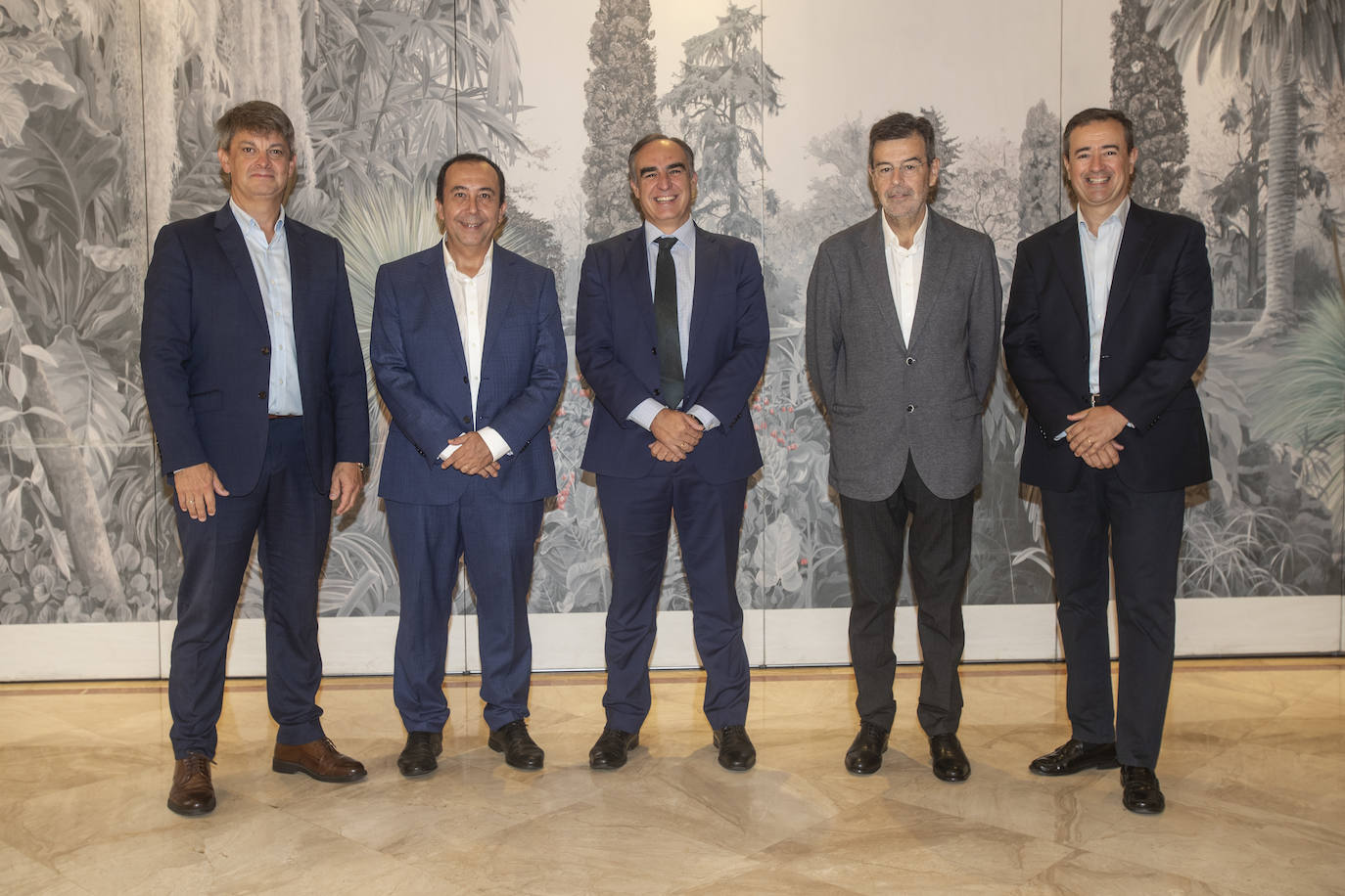 Gerardo Peyón, Carlos Fernández, Javier Puente, Ángel Agudo y Luis Cubría.