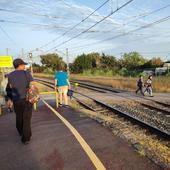 Otra avería del tren a Bilbao deja a los pasajeros tirados en Orejo