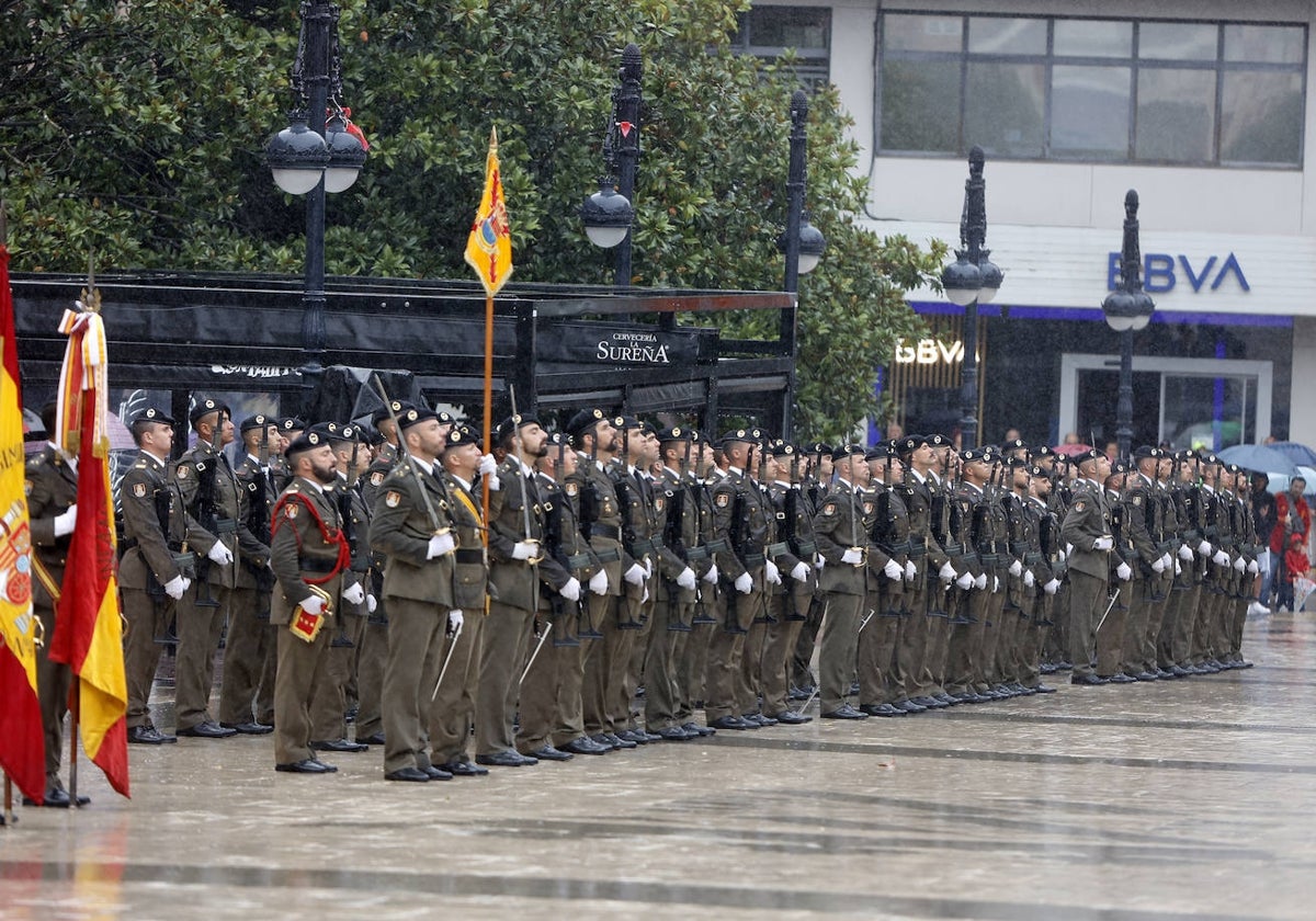 La jura de bandera de Torrelavega, en imágenes