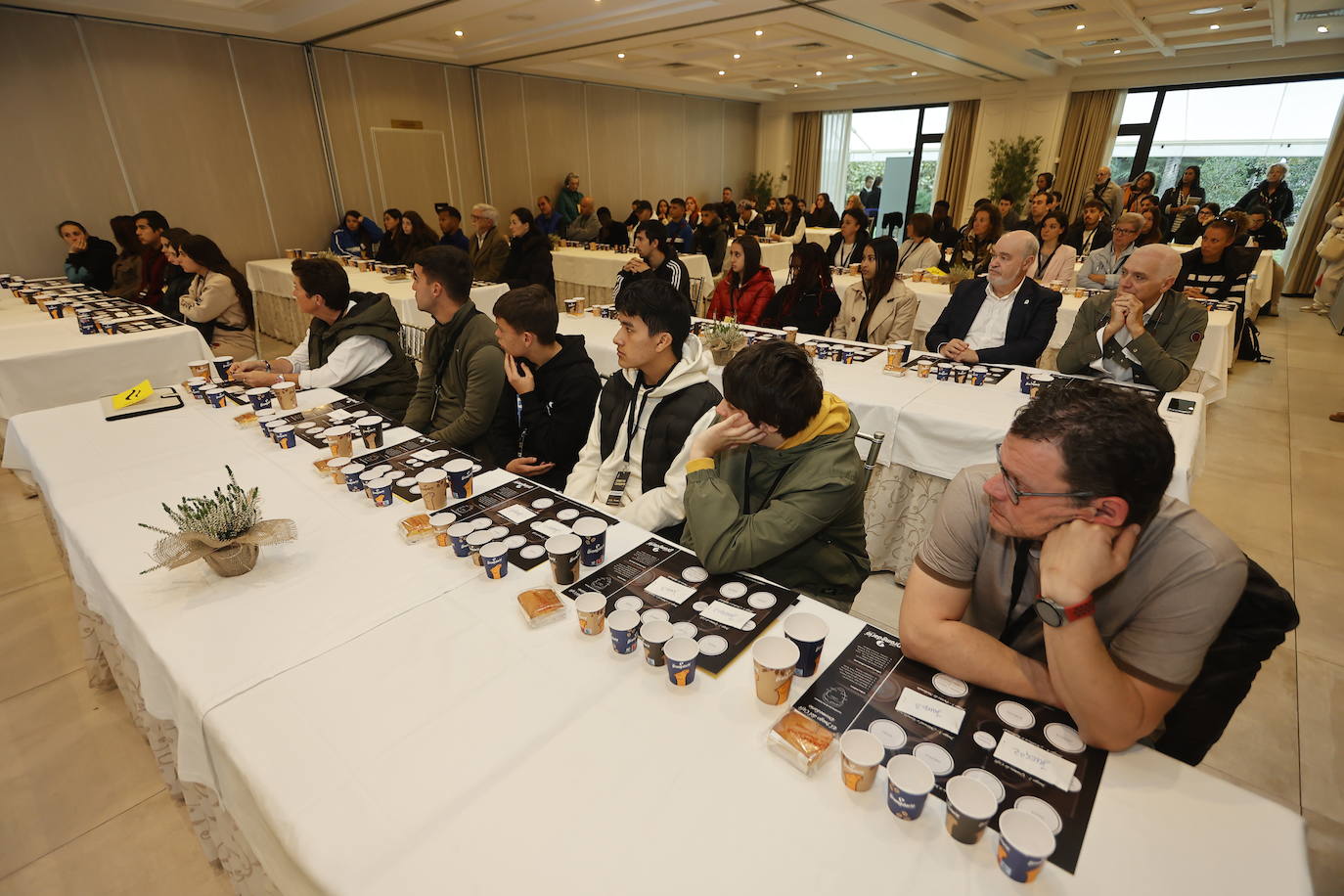 Cata de Café Dromedario y Sobaos de Los Pasiegos de Diego (Hoznayo), cuatro veces ganadores en el concurso AFCA. 