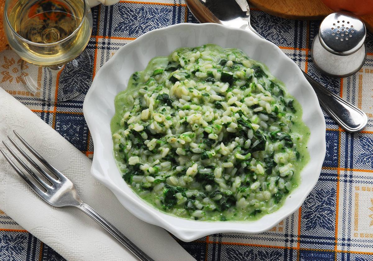 Risotto de verduras con espinacas. a. s.