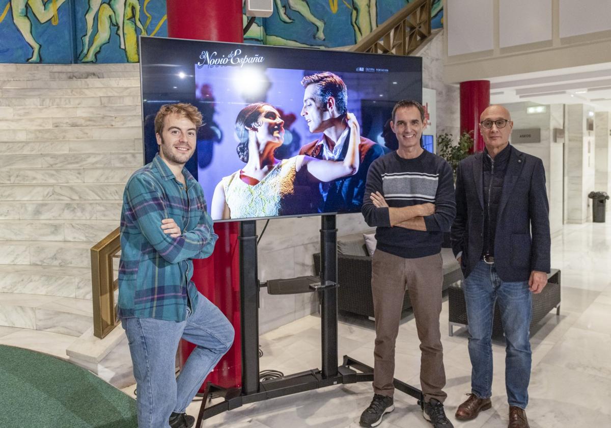 Dídac Flores, Juan Carlos Rubio y Juan Antonio González Fuentes durante la presentación.