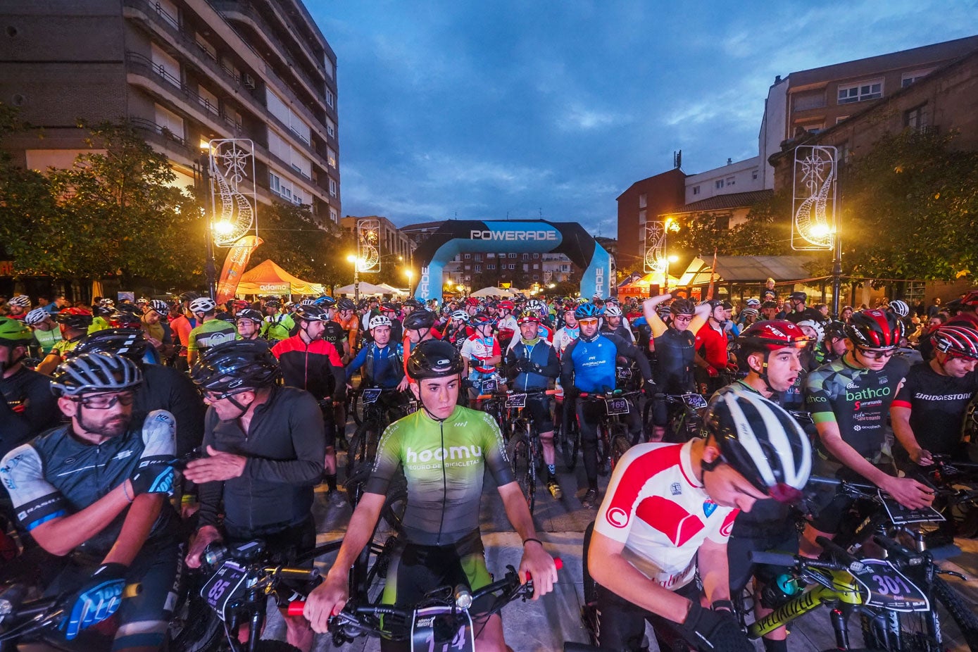 Los bikers cubrieron cubrieron 40 kilómetros de un recorrido rompepiernas. Juan Cayón, con un crono de 1h.44.53, fue el má rápido, mientras que entre las féminas se impuso Cristina Oliva, con un registro de 2h.50.42.