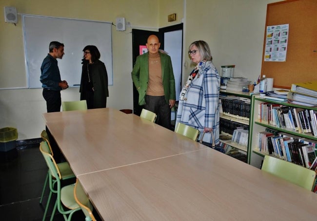 Mantilla, Arranz, Montes y el profesor del CEPA Antonio Hernández.