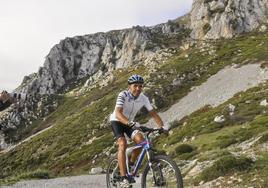 Borja Ortiz, en una de las 22 ascensiones al Collado de Pelea que realizó el sábado.