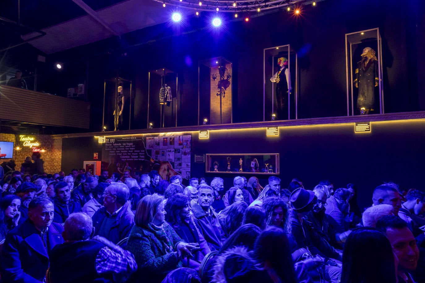 La sala del teatro, llena en su inauguración.