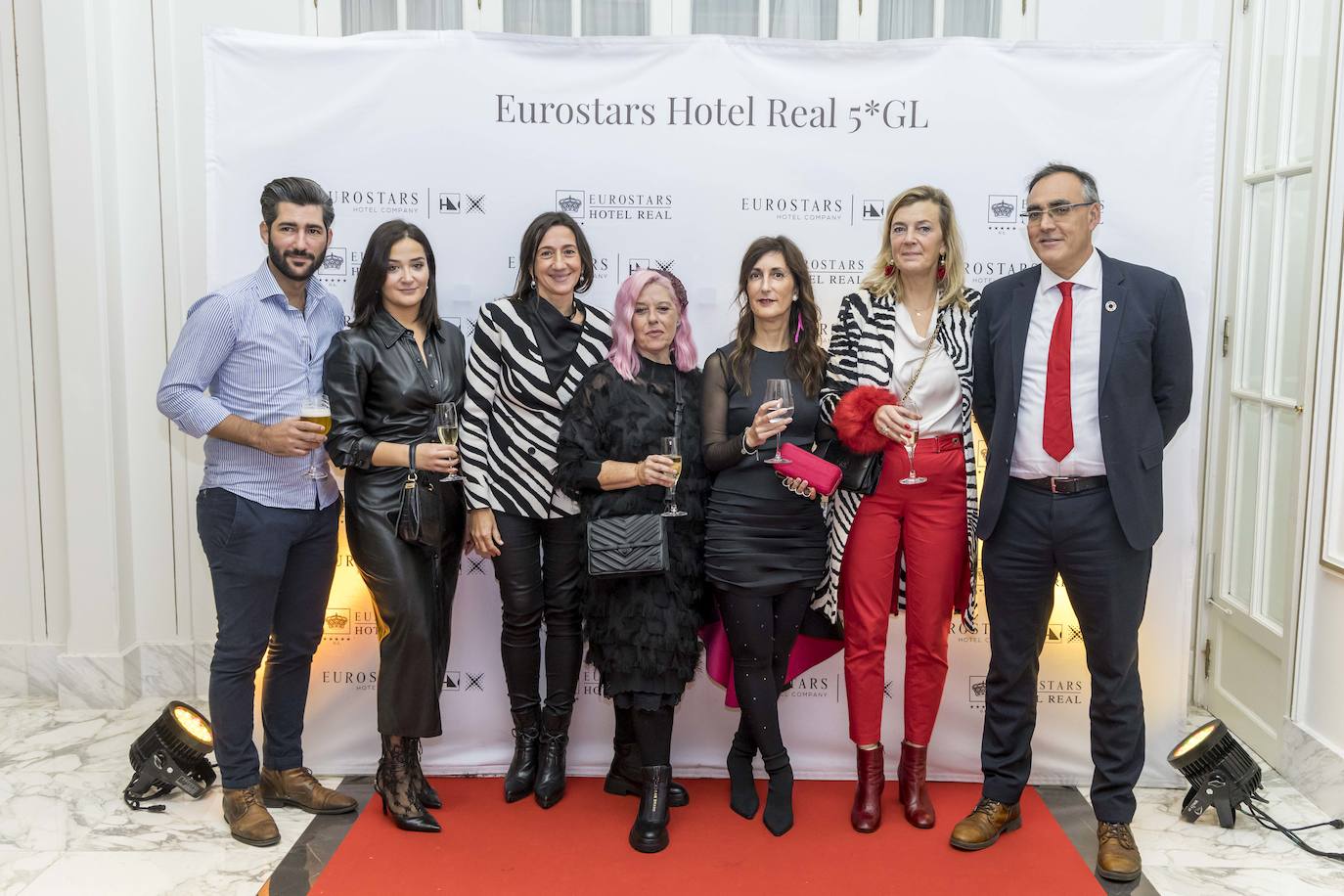 Luis de la Fe, Noemí García, Raquel Menezo, María José Pereda de Castro, Maite Álvarez, Laura Thomsen y Raúl Pesquera.