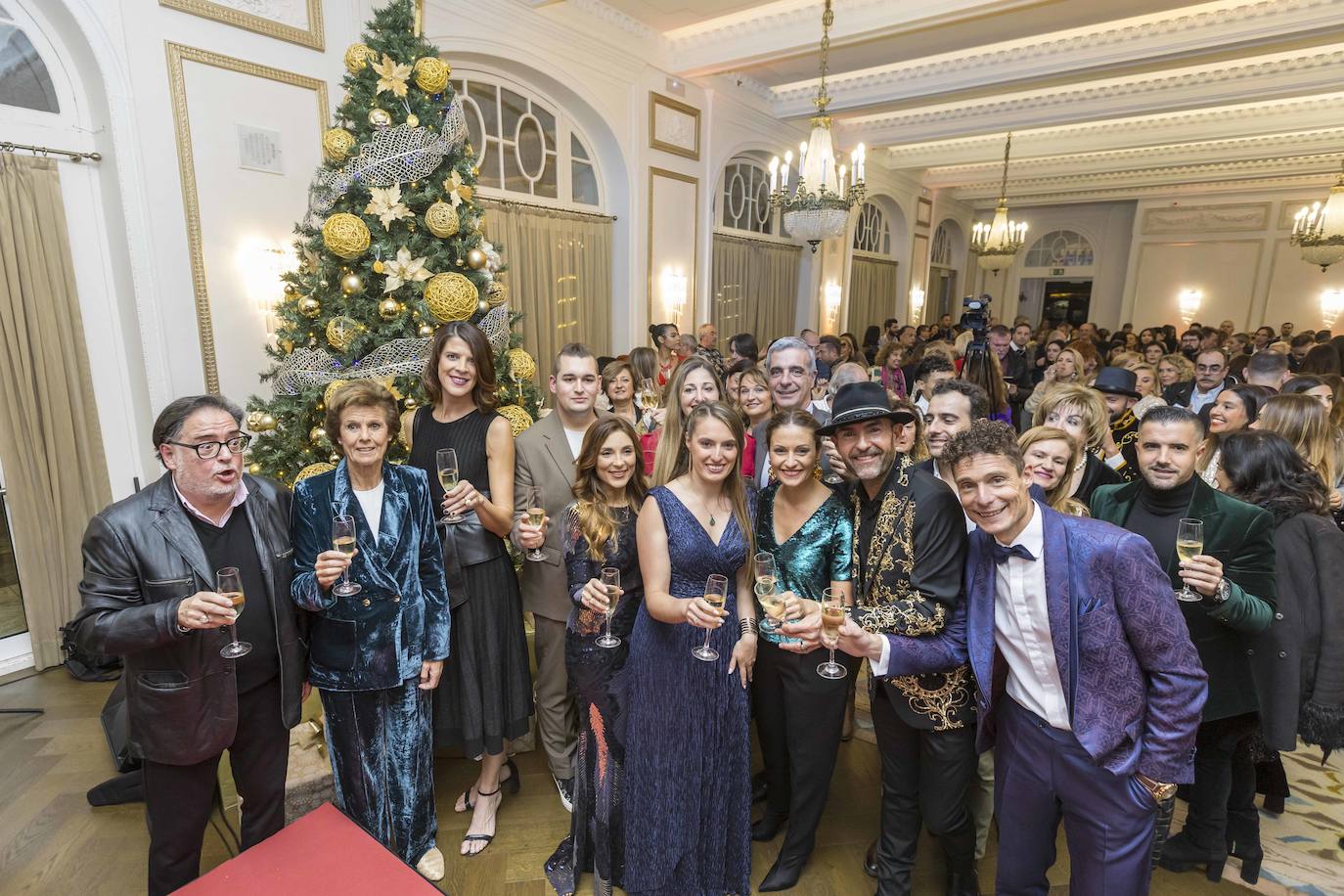 Miguel Rincón, Beatriz Pellón, Ruth Beitia, Martín Vuelta, Sara Fernández, María Martínez Alberdi, Iris Cagifas, Gustavo Cuberto, Ainoa Quiñones, José Luis Callejo, Francisco Arias y Marcos Menocal.