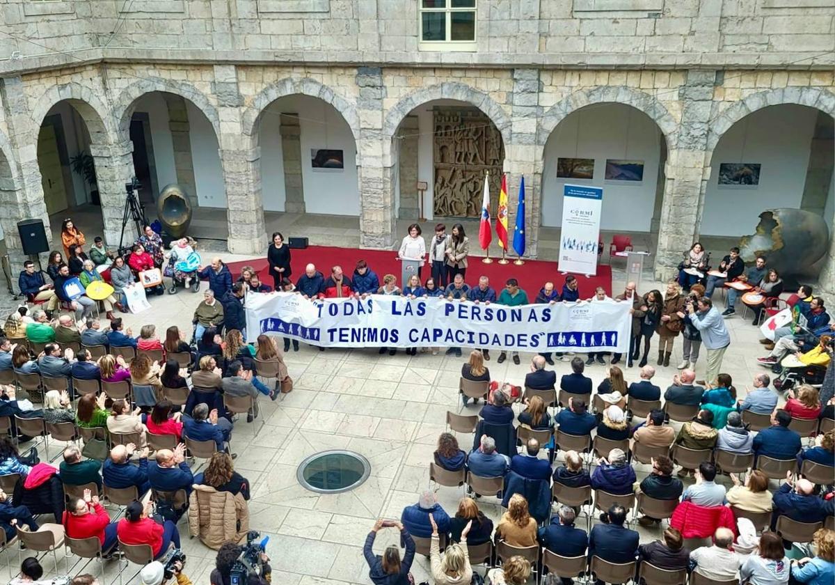 Acto en el Parlamento celebrado este viernes