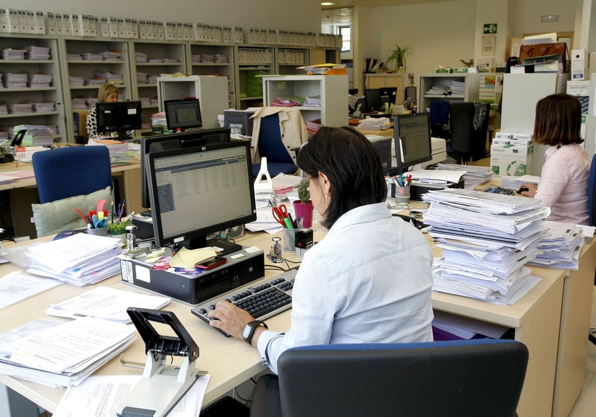 Oficinas del Ayuntamiento de Torrelavega.