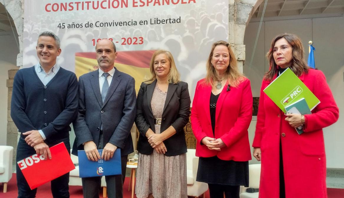 Los portavoces parlamentarios, durante su intervención en foro de El Diario Montañés.