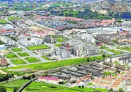 Vista aérea de la zona de Peñacastillo, una de las áreas de expansión de la ciudad.