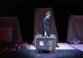 'La casa por el tejado', producción de Corral de García, es una historia sobre la memoria.