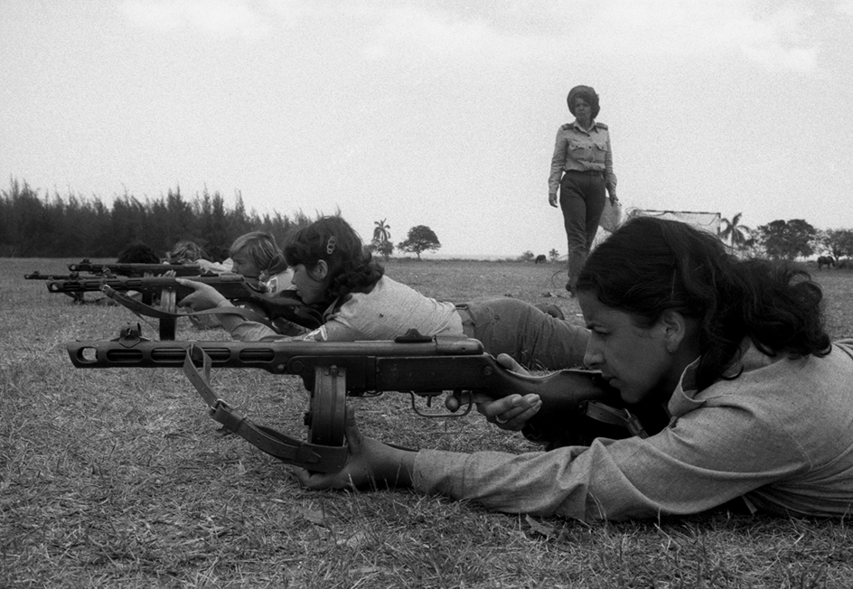 Campo de entrenamiento de las milicias territoriales, La Habana, Cuba, 1982.