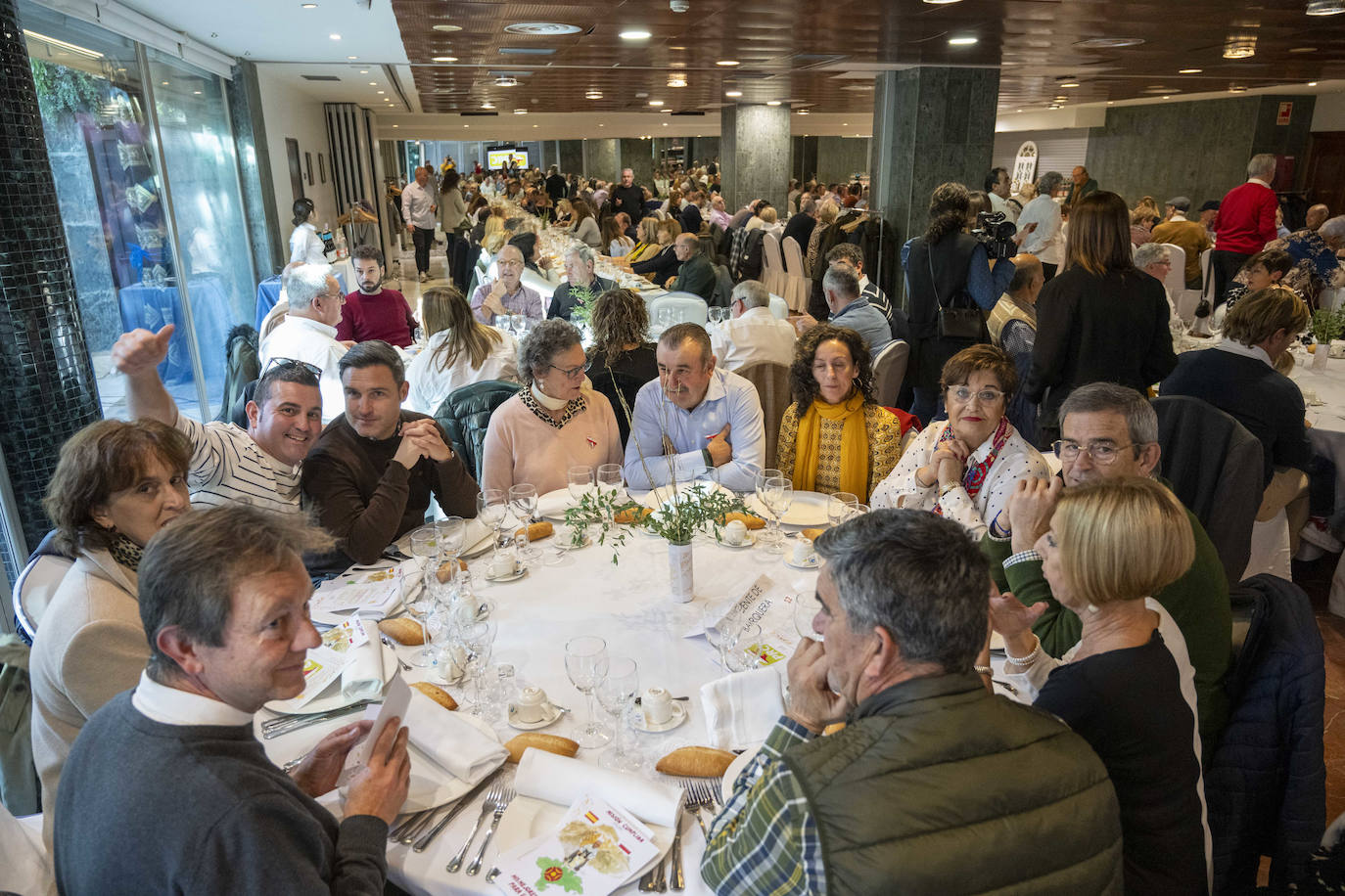 Cerca de un millar de afiliados participó en el evento.