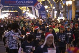 Los gorros de Papá Noel son un clásico en todas las San Silvestres