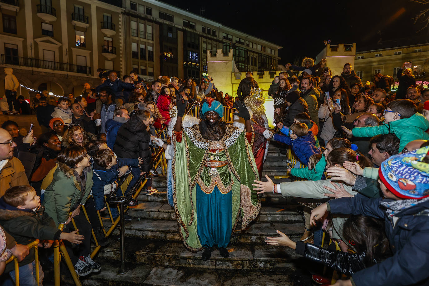 Fotos: La Cabalgata de los Reyes Magos en Torrelavega