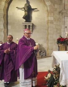 Imagen secundaria 2 - Santander se despide de Benedicto XVI: «Un Papa que mostró un Dios cercano»