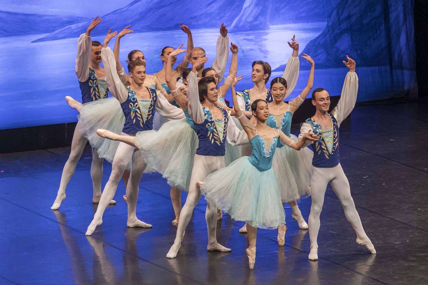 Fotos: Las mejores imágenes de &#039;El lago de los cisnes&#039; del Ballet de Kiev en Santander