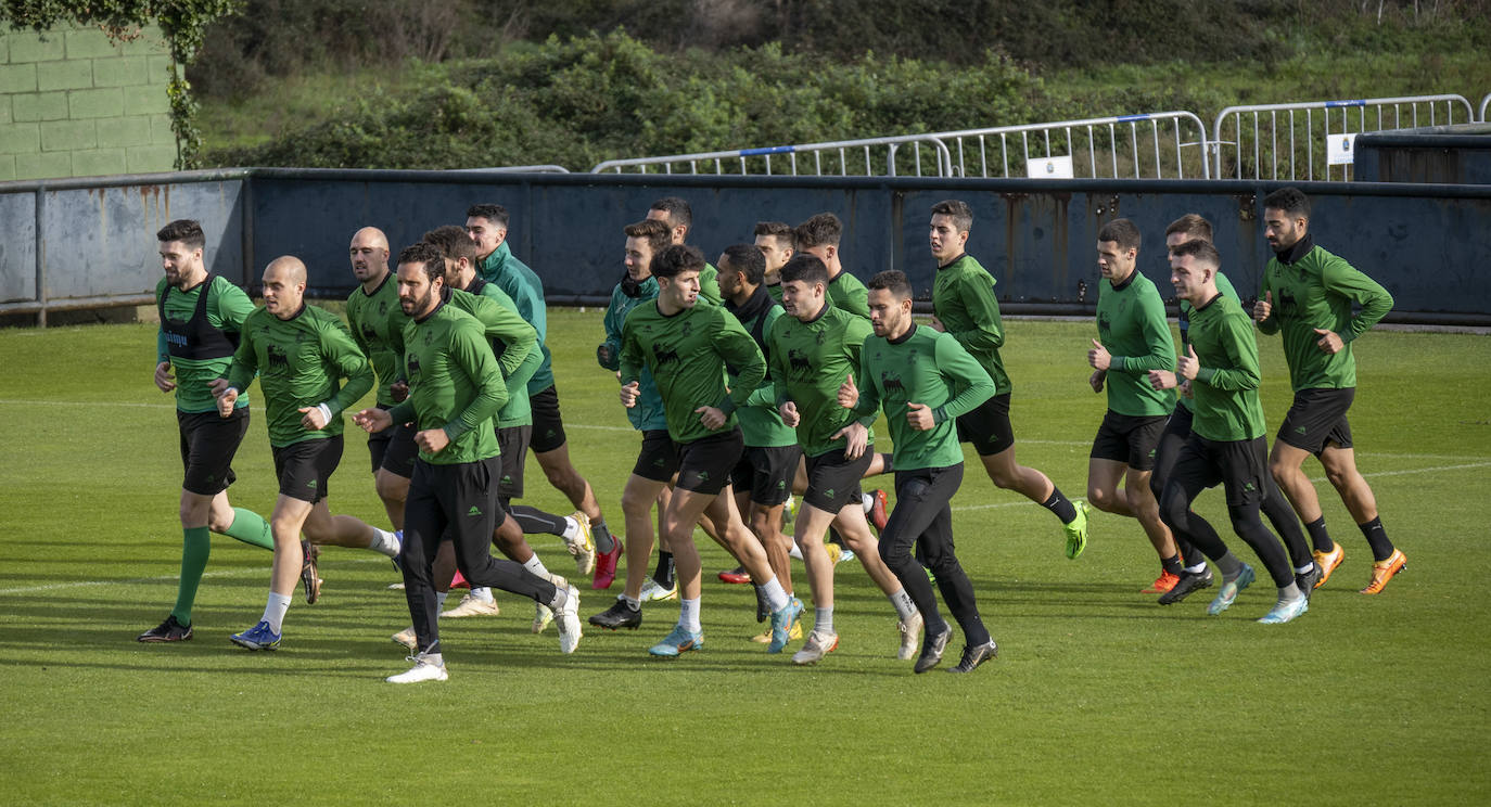 Fotos: El Racing prepara el partido ante el Sporting