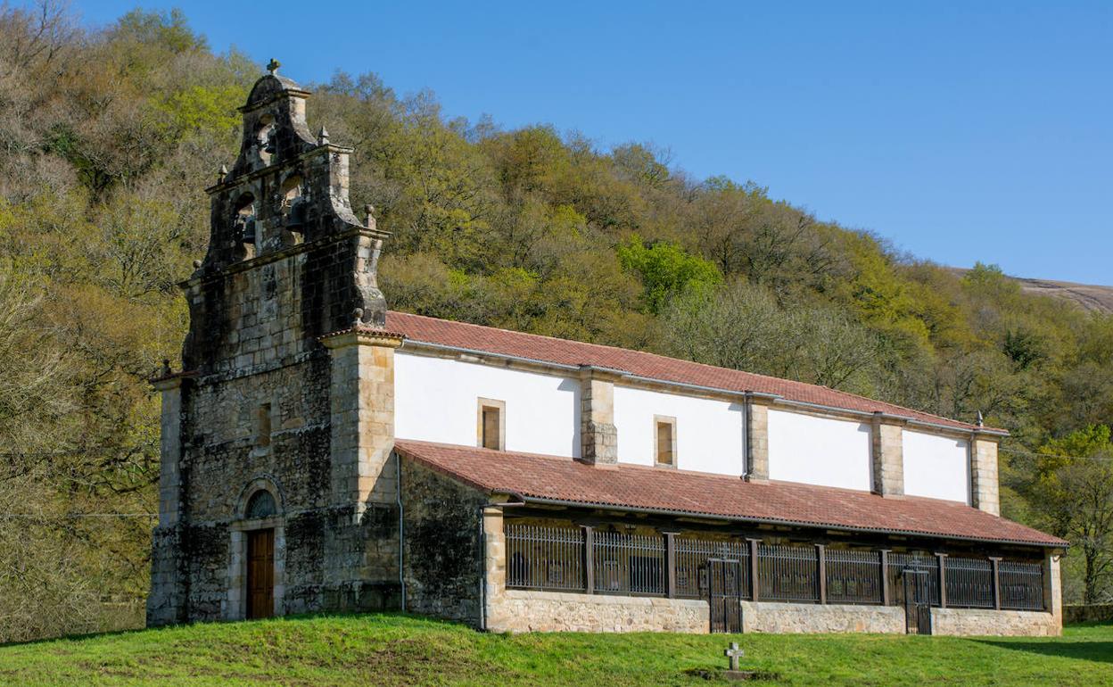 Exterior del Santuario de Valvanuz en Selaya.