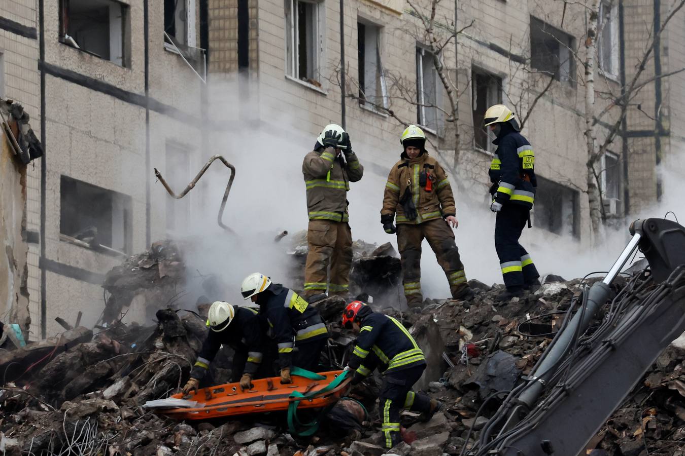 Fotos: El bombardeo de un edificio de viviendas en Dnipró crea una de las mayores masacres la guerra de Ucrania