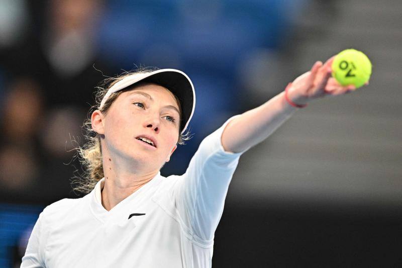 La tenista torrelaveguense ha derrotado en tres sets a la canadiense Bianca Andreescu, número 42 del mundo, y ya está en la tercera ronda del Open de Australia