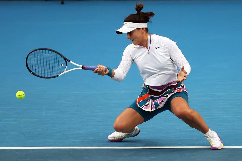 La tenista torrelaveguense ha derrotado en tres sets a la canadiense Bianca Andreescu, número 42 del mundo, y ya está en la tercera ronda del Open de Australia