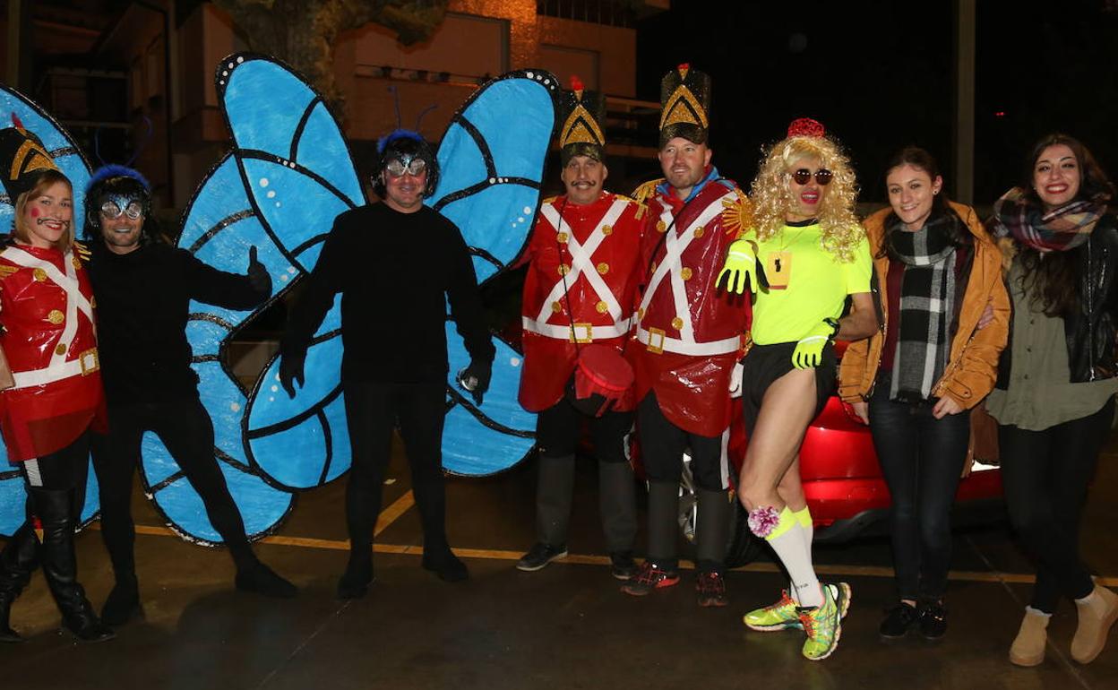 Un grupo de carnaval participante en el desfile de 2017. 