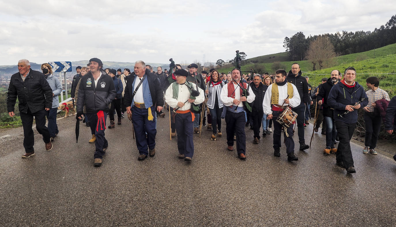 Fotos: La tradicional subida a La Montaña