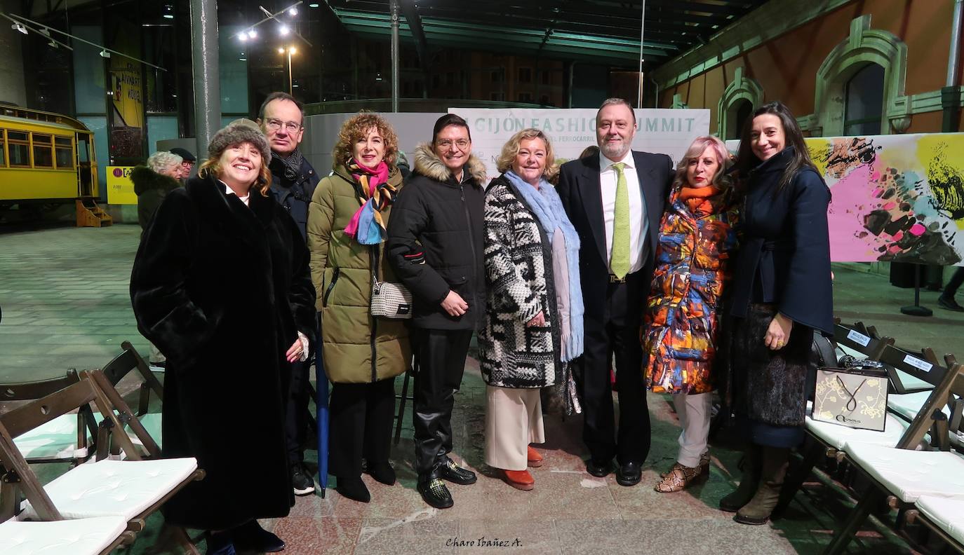 Charo Ibáñez, Germán Varona, Inmaculada Torrijos, Jeison Ossa, Marta Saiz-Rejado, Jose Berros, María Luz Fernández y Raquel Menezo. 