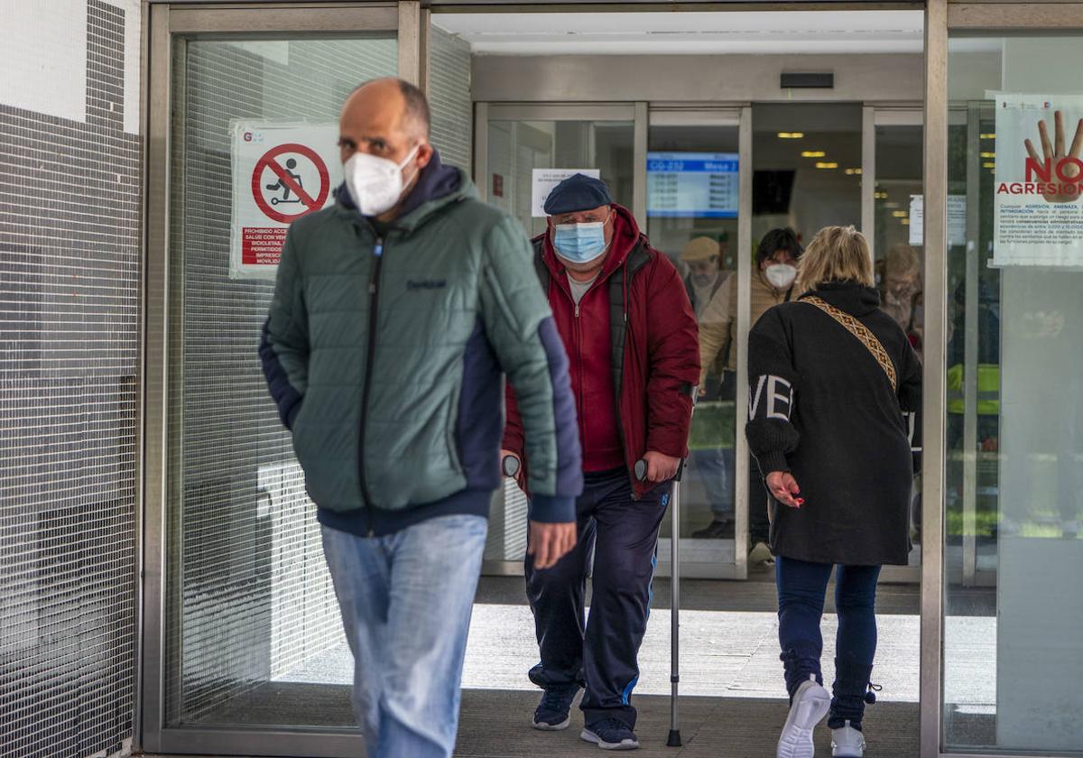 La gripe empieza a decaer aunque hay 220 ingresados en Cantabria por la ola de virus respiratorios