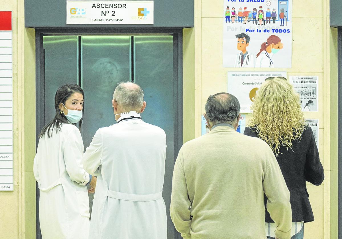 La ola de gripe aumenta la presión sobre la Atención Primaria.