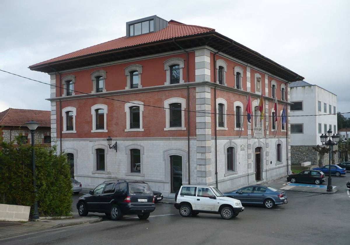 Ayuntamiento de Medio Cudeyo en la localidad de Valdecilla.