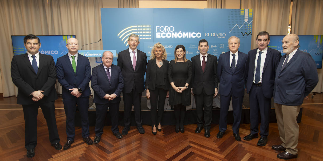 Yago Ramos, José Marcos Fernández, Jesús Ruiz Calzada, Luis Revenga, Isabel Tocino, María José Sáenz de Buruaga, Francisco Hevia y Eduardo Arasti.