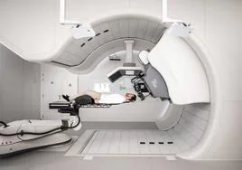 Una máquina de protonterapia similar a la que se instalará en Valdecilla, en este caso de la mano de la firma Varian.
