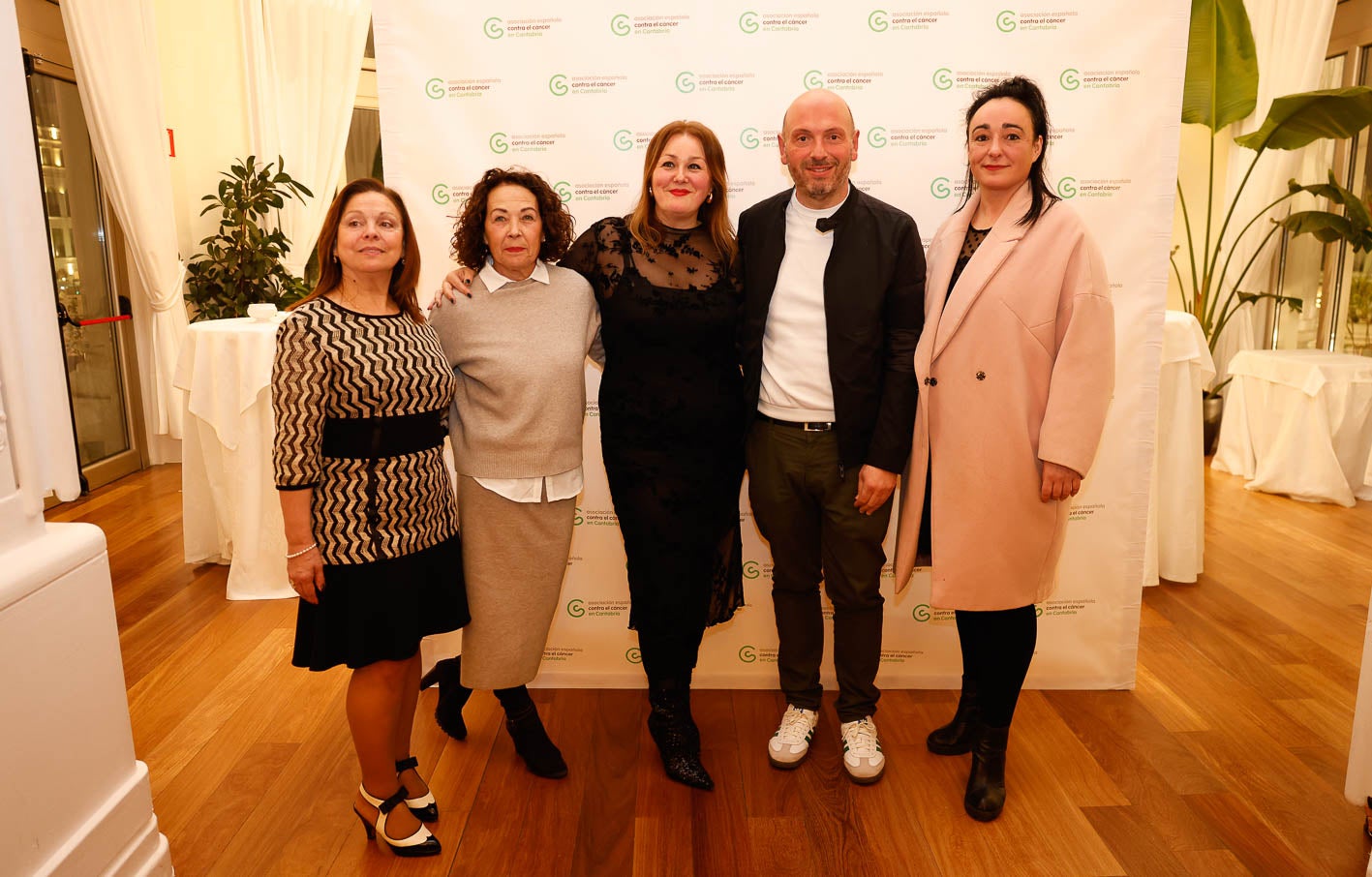 María Victoría López, María Eugenia Incera, Yolanda Alvarado, Miguel González y Rosa Elena López.