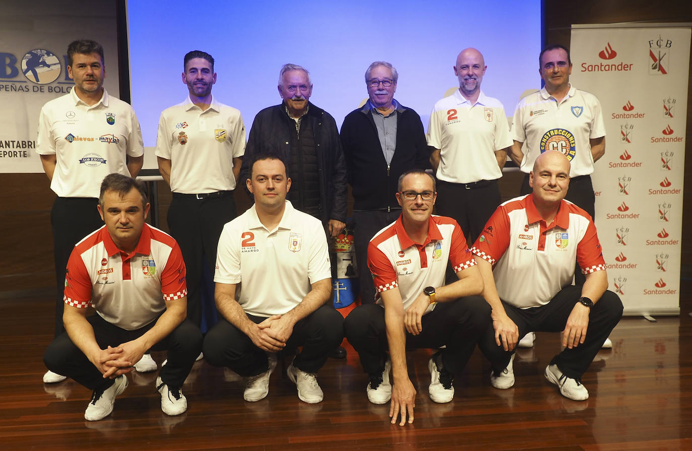 Rubén Haya, Isaac Navarro, José Borbolla, Gerardo Castanedo, Rubén Rodríguez y Raúl de Juana. Abajo, Óscar González, Gonzalo Egusquiza, David Penagos y Jesús Salmón